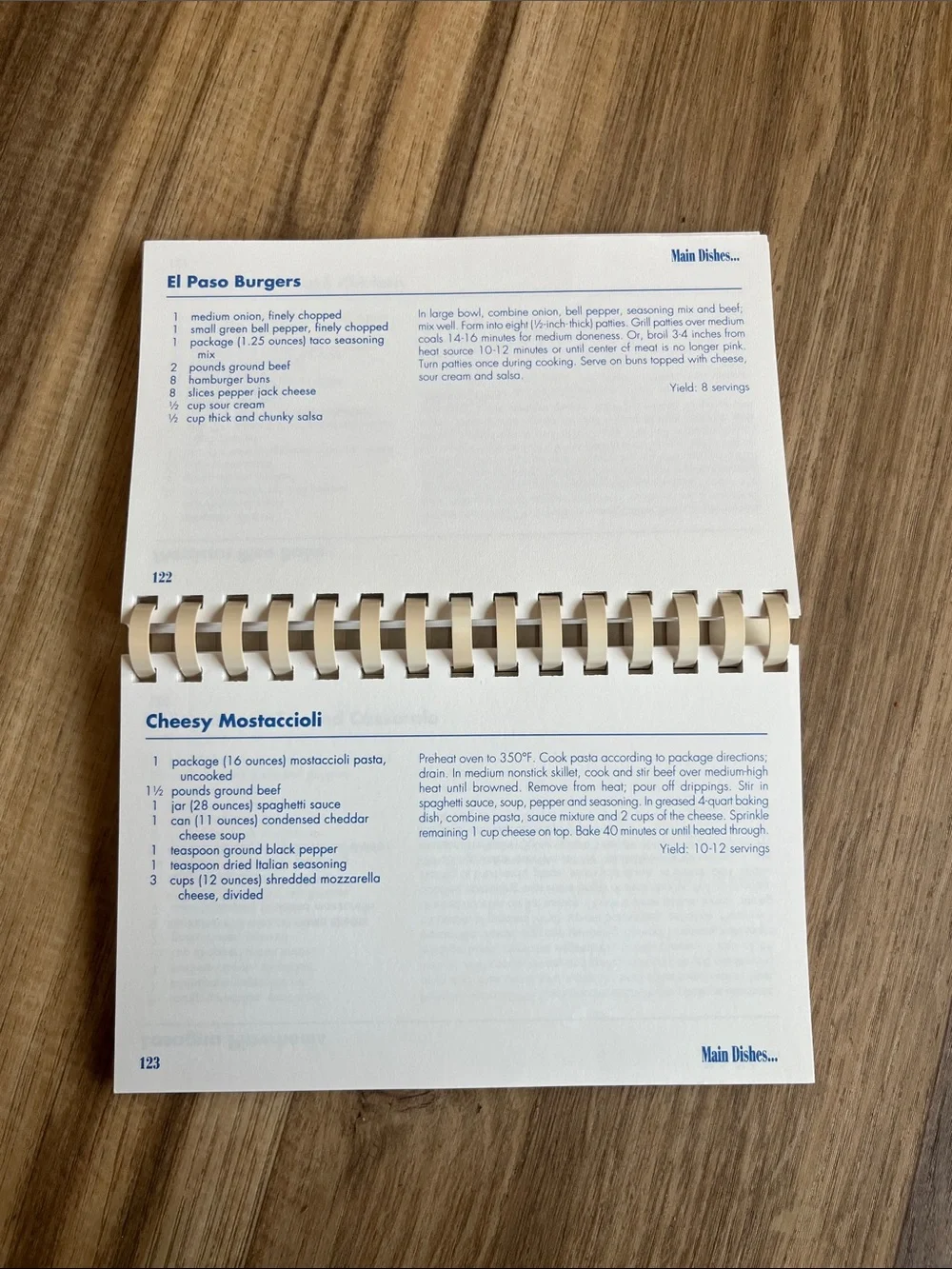 The Pampered Chef Recipes from the Heart Cookbook - Blue